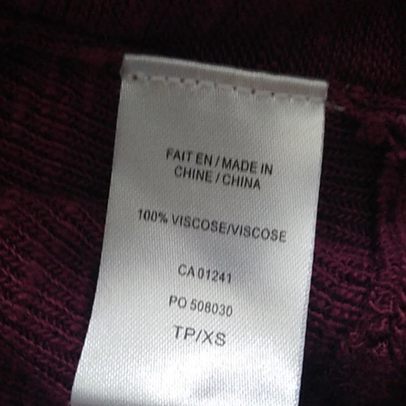 🆕 NEW SALE ⭐️3/$12⭐️Twik exclusive Simons top - Picture 5 of 6